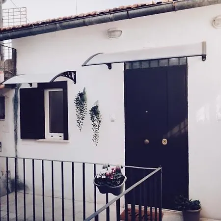 Arco Delle Monache 아파트
